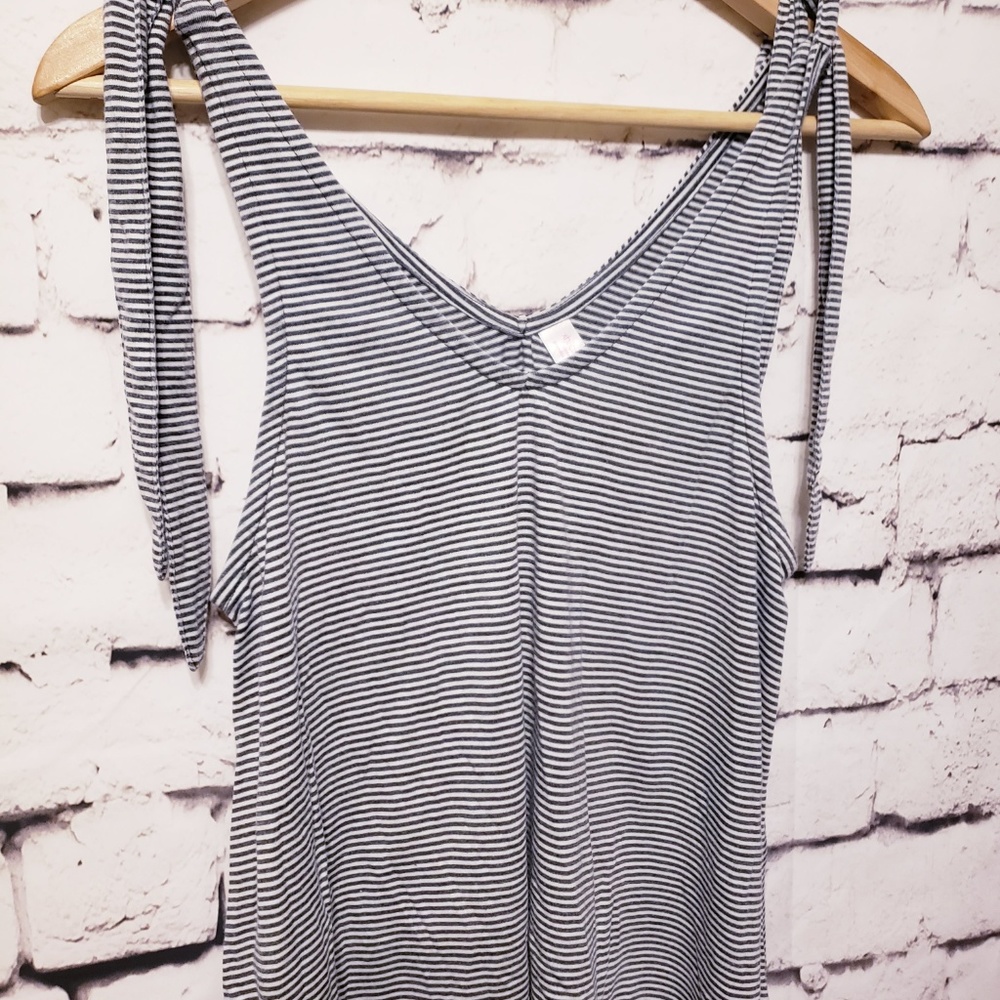 Xhilaration striped top